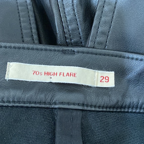 Levi's Premium Women's 70's Flare Black Faux Leather Festival Rodeo Pants Sz 29 - Picture 8 of 9